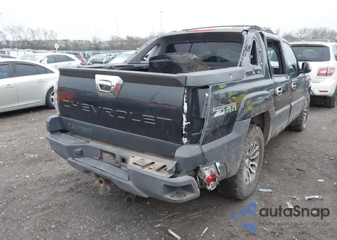 2003 Chevrolet Avalanche 1500 из США, поврежденный, VIN 3GNEC13T73G188841
